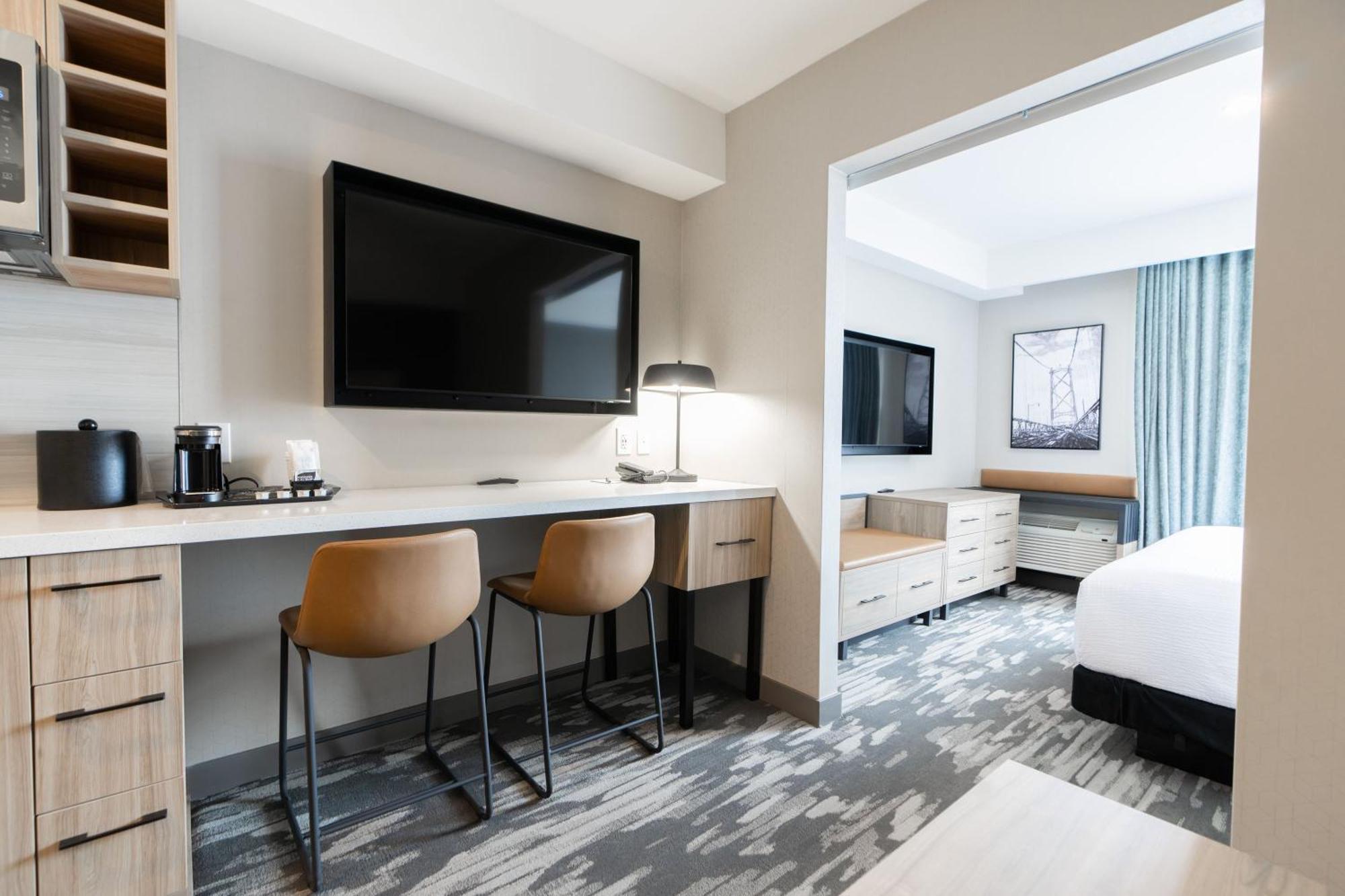 Sandman Signature Dartmouth Hotel & Suites Экстерьер фото