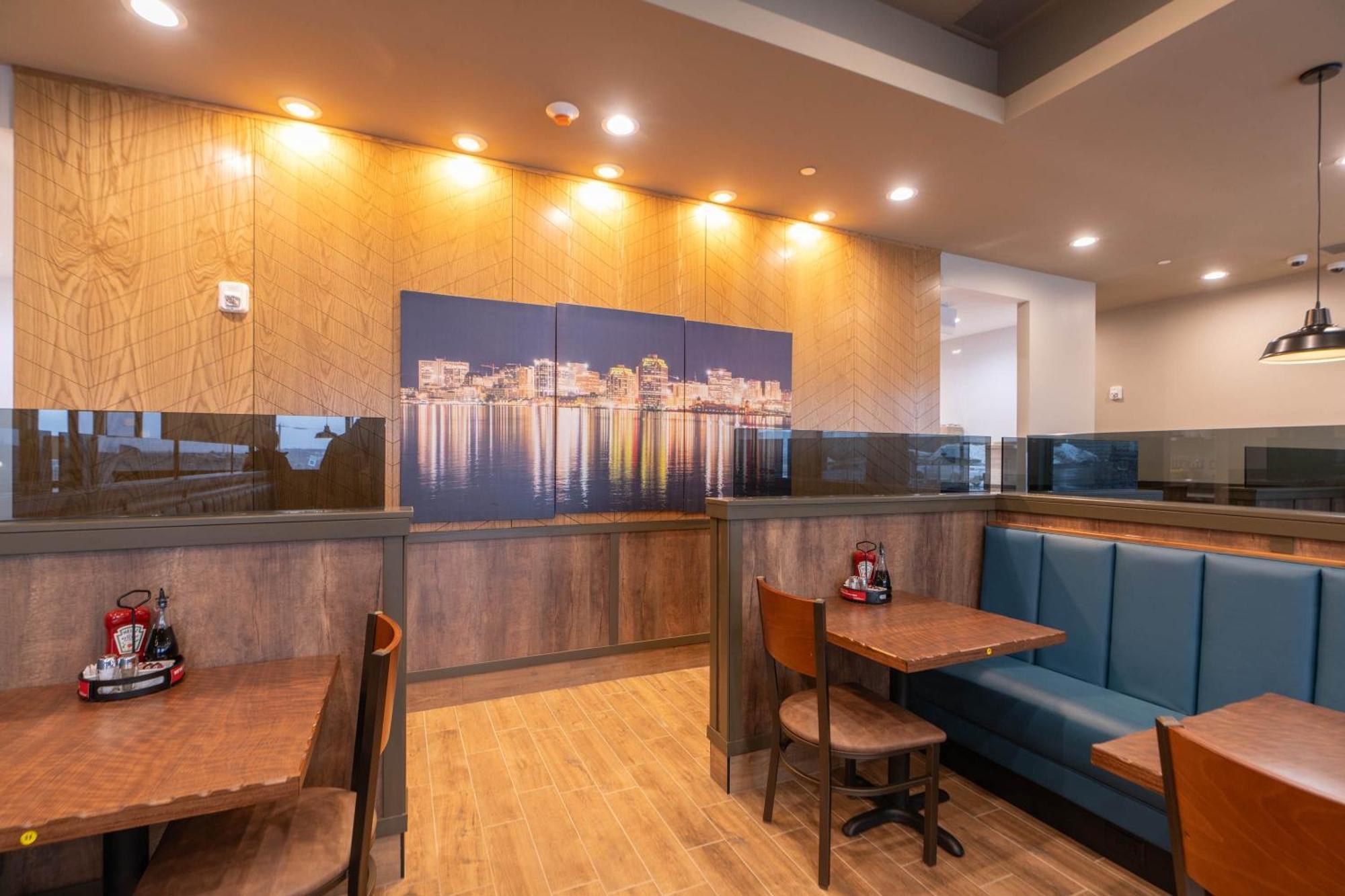 Sandman Signature Dartmouth Hotel & Suites Экстерьер фото